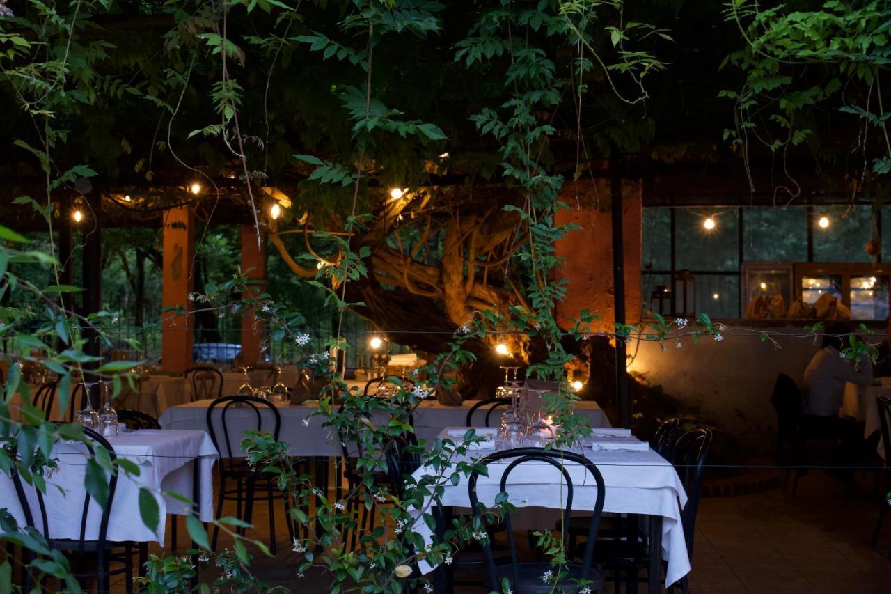 Amare Ristorante Locanda Certosa di Pavia Kültér fotó